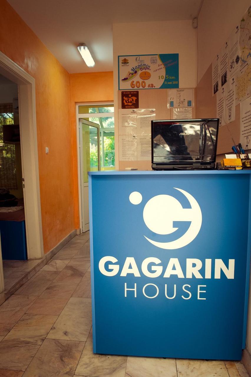 Gagarin House Hostel Varna Exterior foto